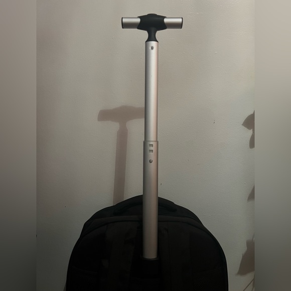 Travel Suitcase - Picture 5 of 5